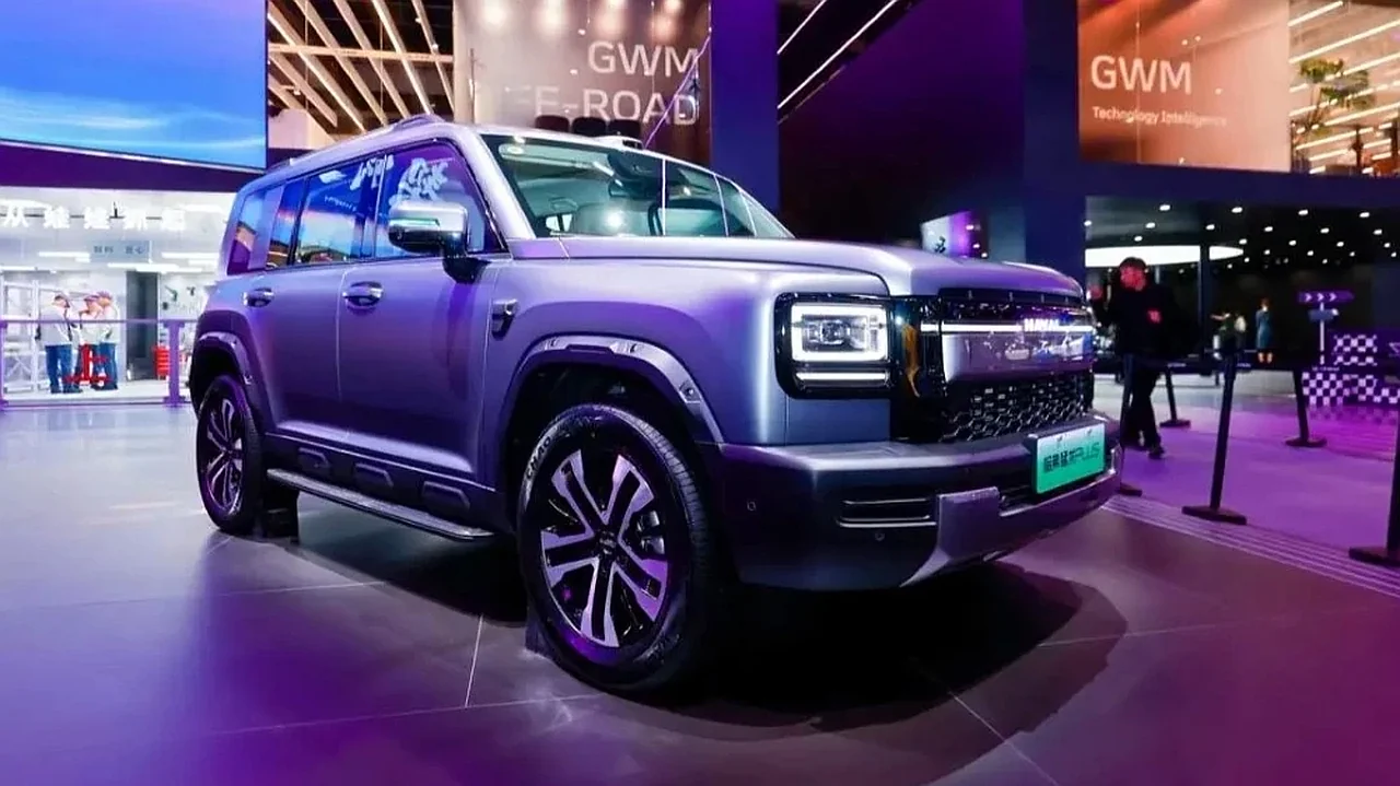 New Version of Haval V7 Plus Crossover Unveiled in Beijing
