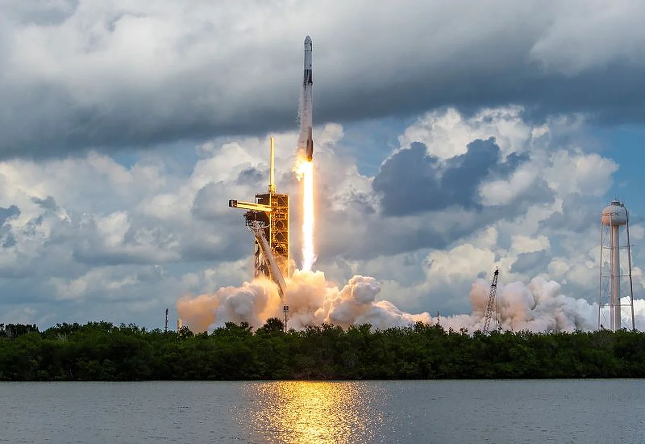 SpaceX kompaniyasi o‘tgan moliyaviy yilni milliardlab dollar zarar bilan yakunladi