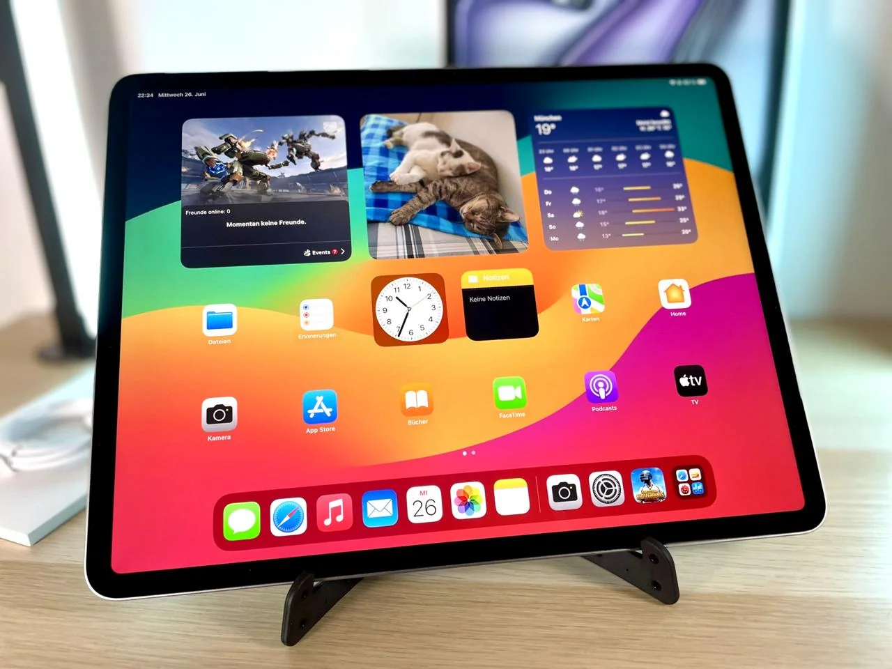 Toshkentdagi Malika savdo majmuasida iPad planshetlarining narxlari e'lon qilindi