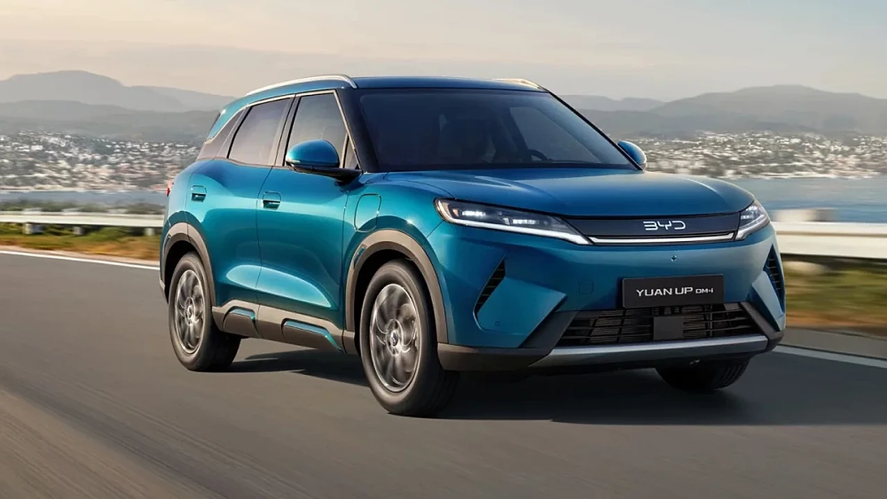 O'zbekistonda BYD Yuan Up gibrid krossoveriga buyurtmalar boshlandi