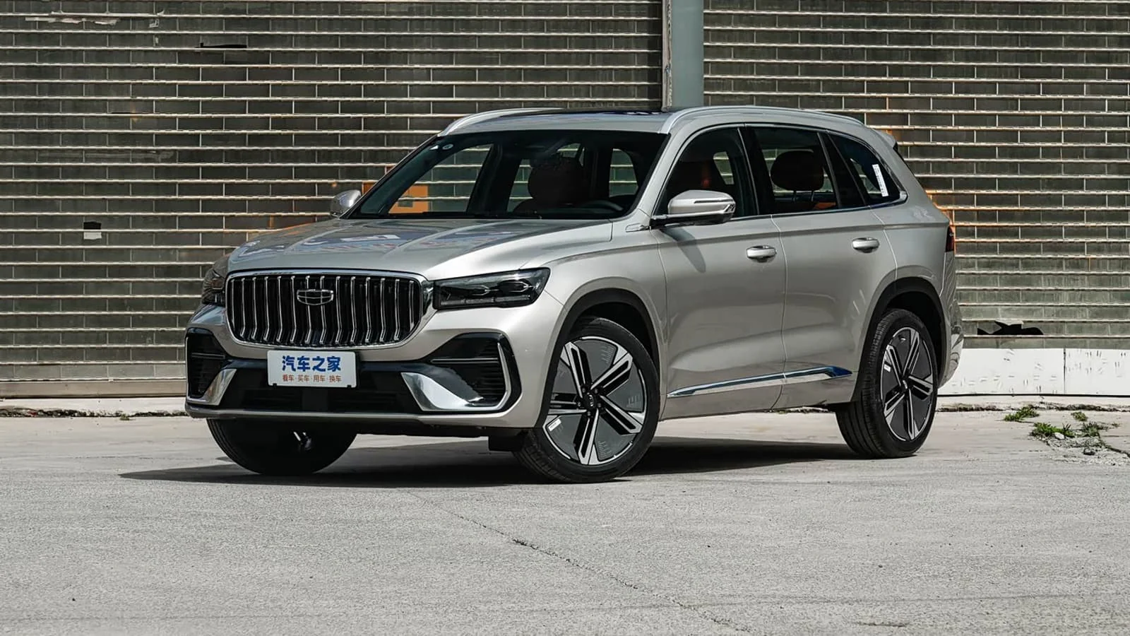 Xitoyda yangi avloddagi «Geely Monjaro» gibrid krossoveri sotuvga chiqdi