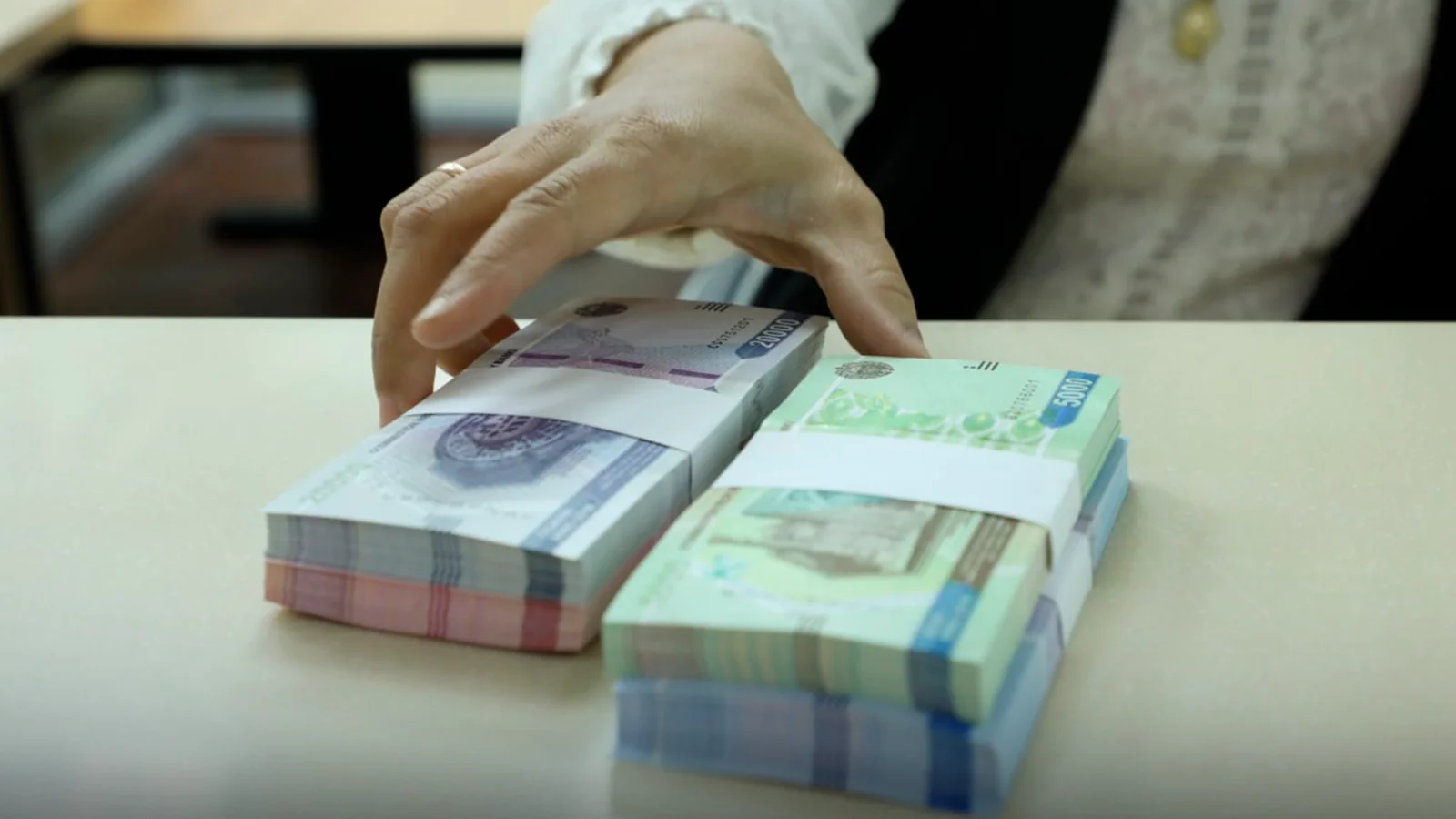 O'zbekistonda o'rtacha oylik ish haqi miqdori ma'lum qilindi