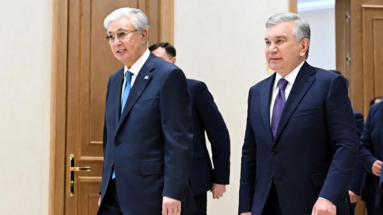 Prezidentlar Buxorodagi yangi intellektual boshqaruv markazi faoliyati bilan tanishdilar