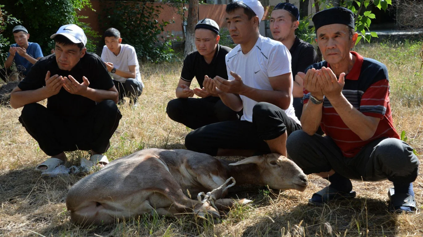 Qirg'izistonda 2026-yilgi Qurbon hayiti bayrami sanasi e'lon qilindi