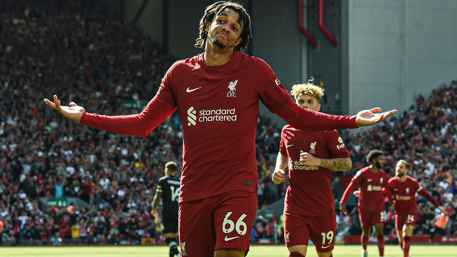 Yurgen Klopp Trent Aleksander-Arnoldning o'yin uslubini yuqori baholadi