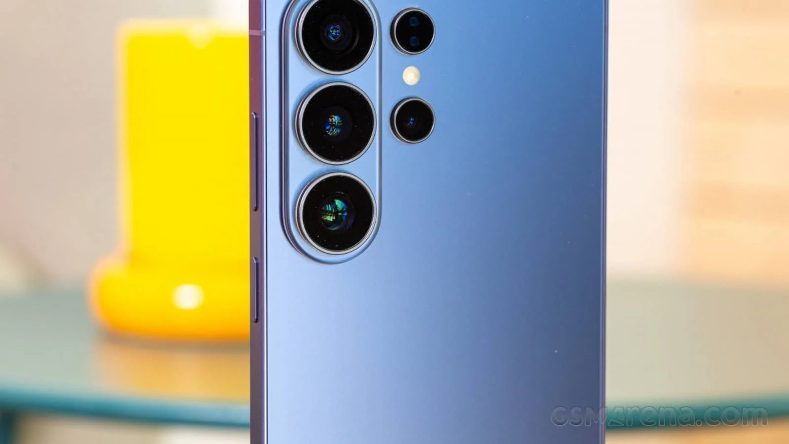 Yangi Galaxy S27 Ultra o‘zgaruvchan diafragmali kamera bilan chiqishi kutilmoqda
