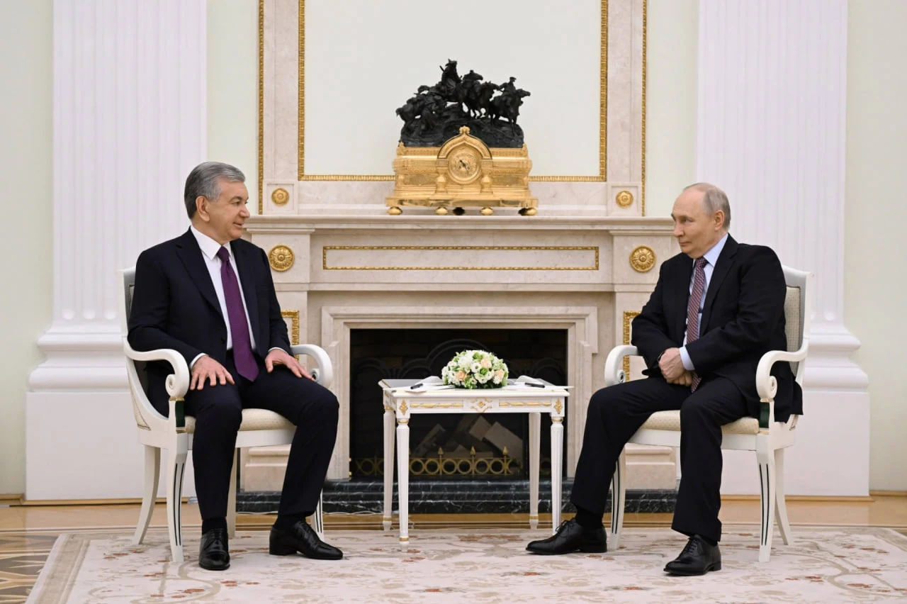 Shavkat Mirziyoyev amaliy tashrif bilan Moskva shahriga bordi
