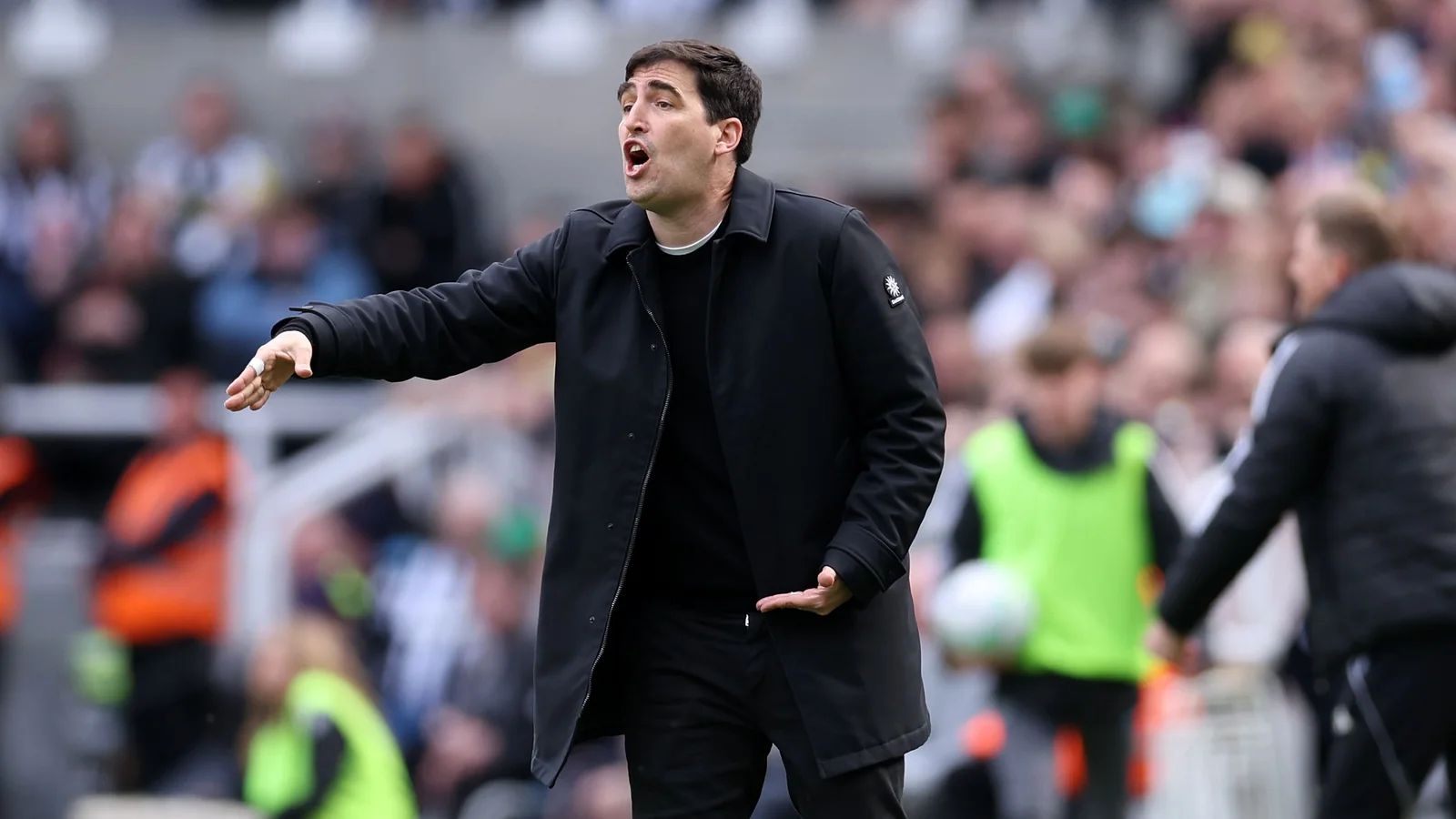Andoni Iraola «Bornmut»dan ketishini tasdiqlab grand klublarni kutishga majbur qildi