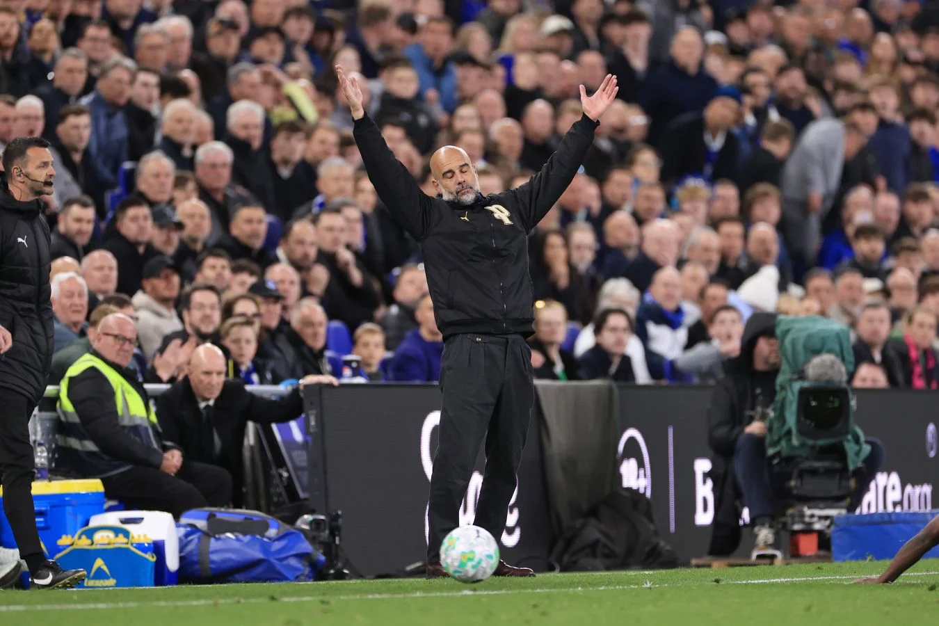 «Manchester Siti» safarda «Everton» bilan o'yinda ochko yo'qotdi