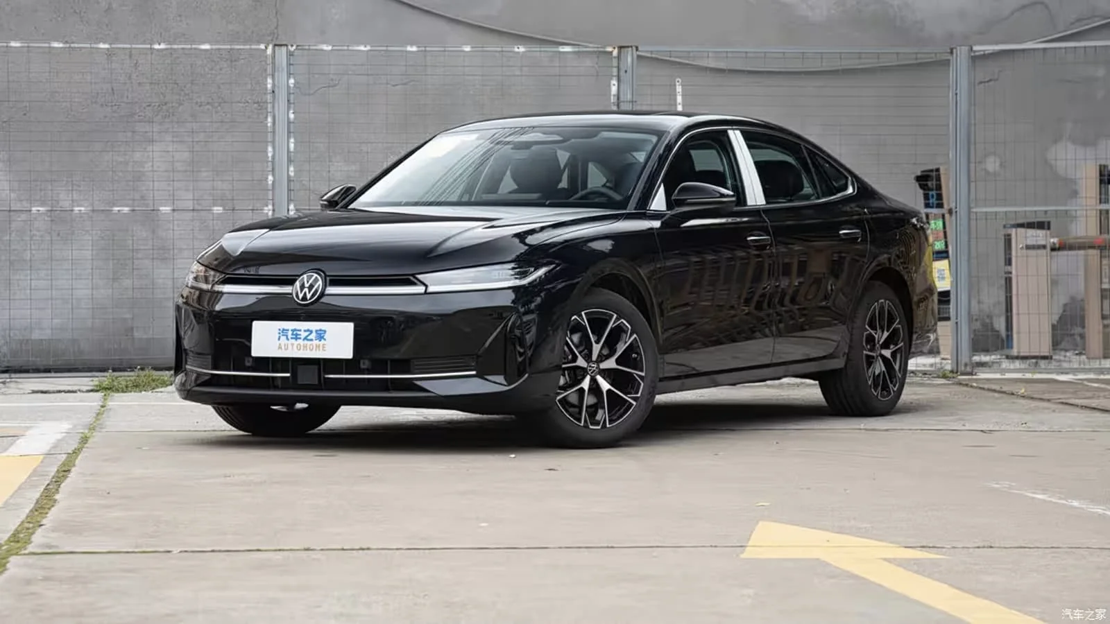 Volkswagen may oyida ikkita yangi gibrid modelni taqdim etadi