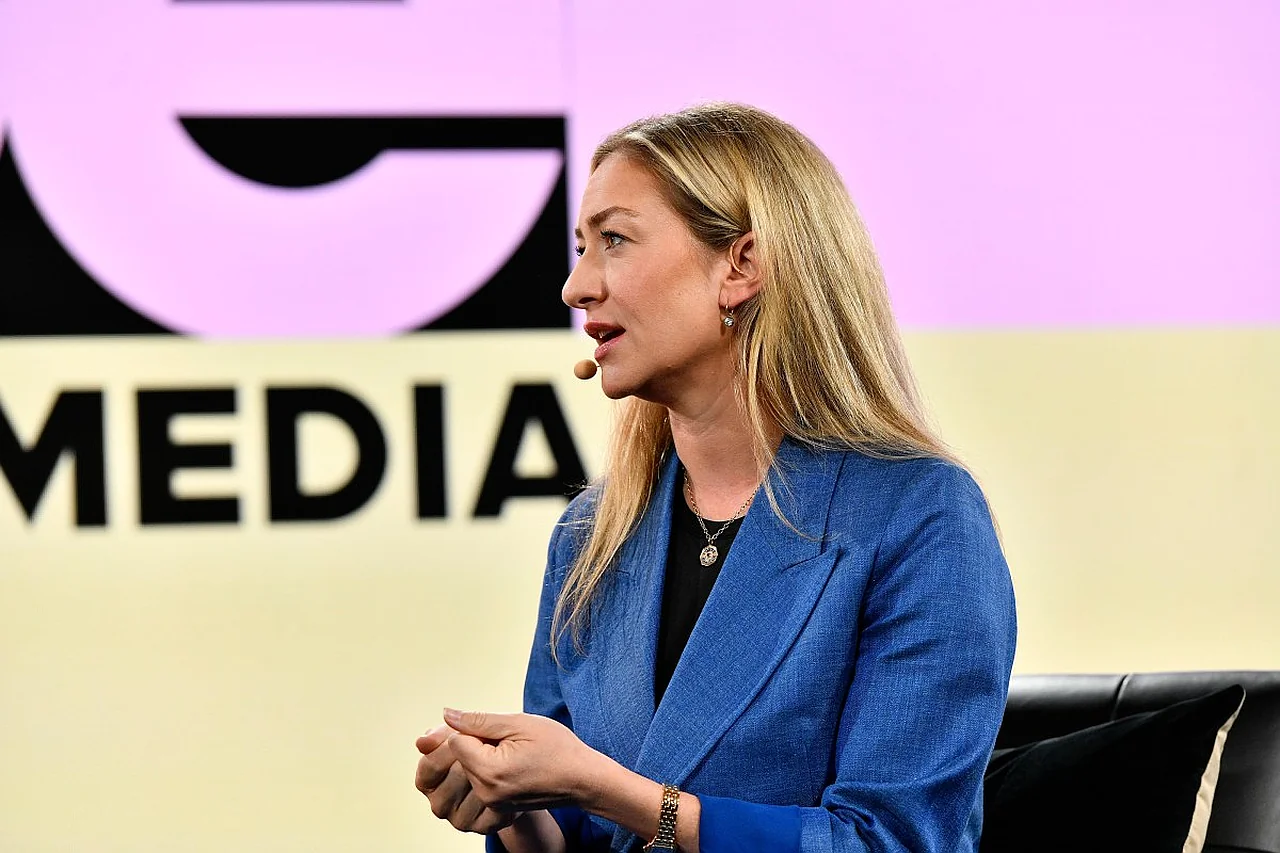 Bumble platformasi tanishuvlar uchun yangicha muloqot muhitini yaratadi
