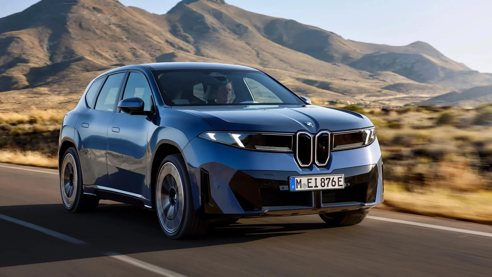 Yangi BMW iX3 elektromobili bir quvvatda 700 kilometr yo'l bosadi