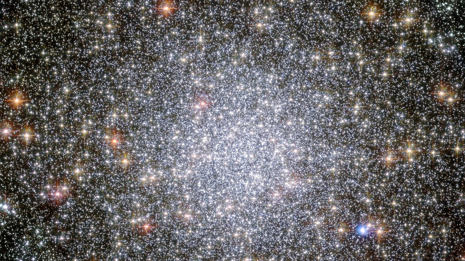 Olimlar koinotda bir vaqtning o'zida o'n beshta yangi pulsar kashf etdi