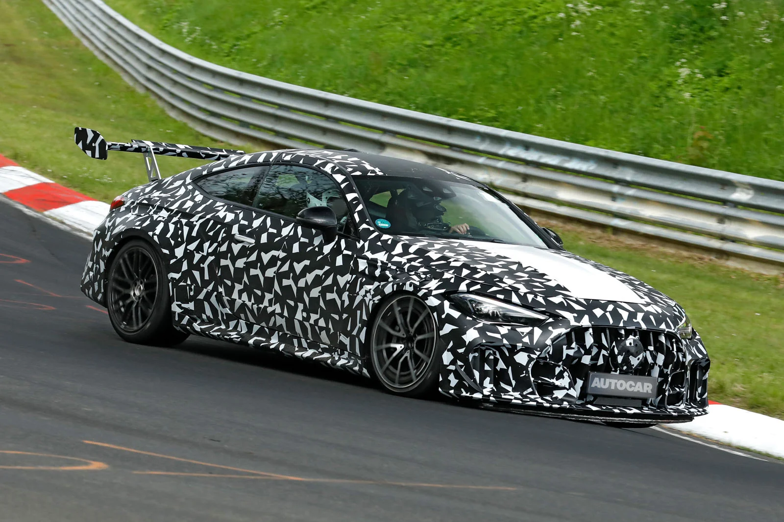Mercedes-AMG yangi modelida sakkiz silindrli V8 dvigateliga qaytadi