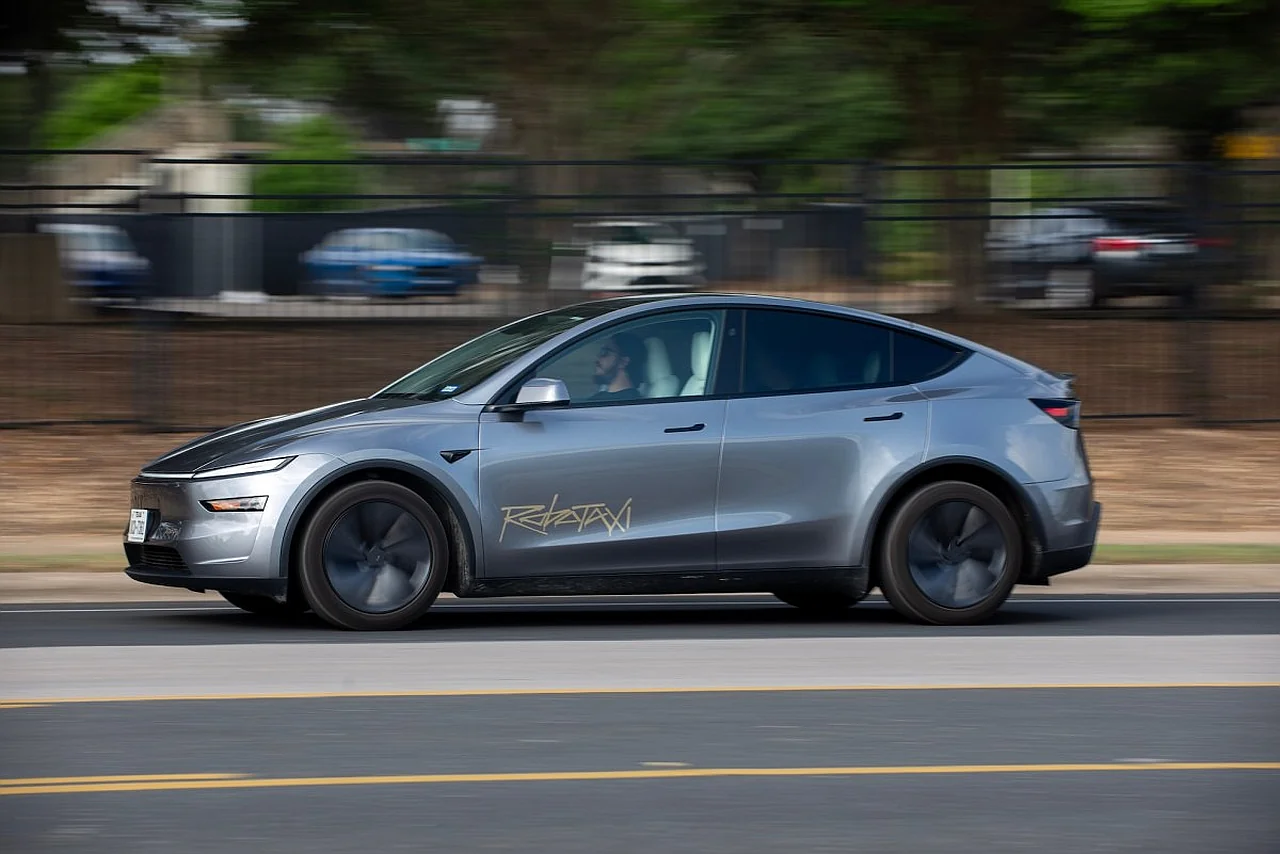 AQSHda «Tesla» robotaksilari ishtirokida ikki marta to'qnashuv yuz berdi
