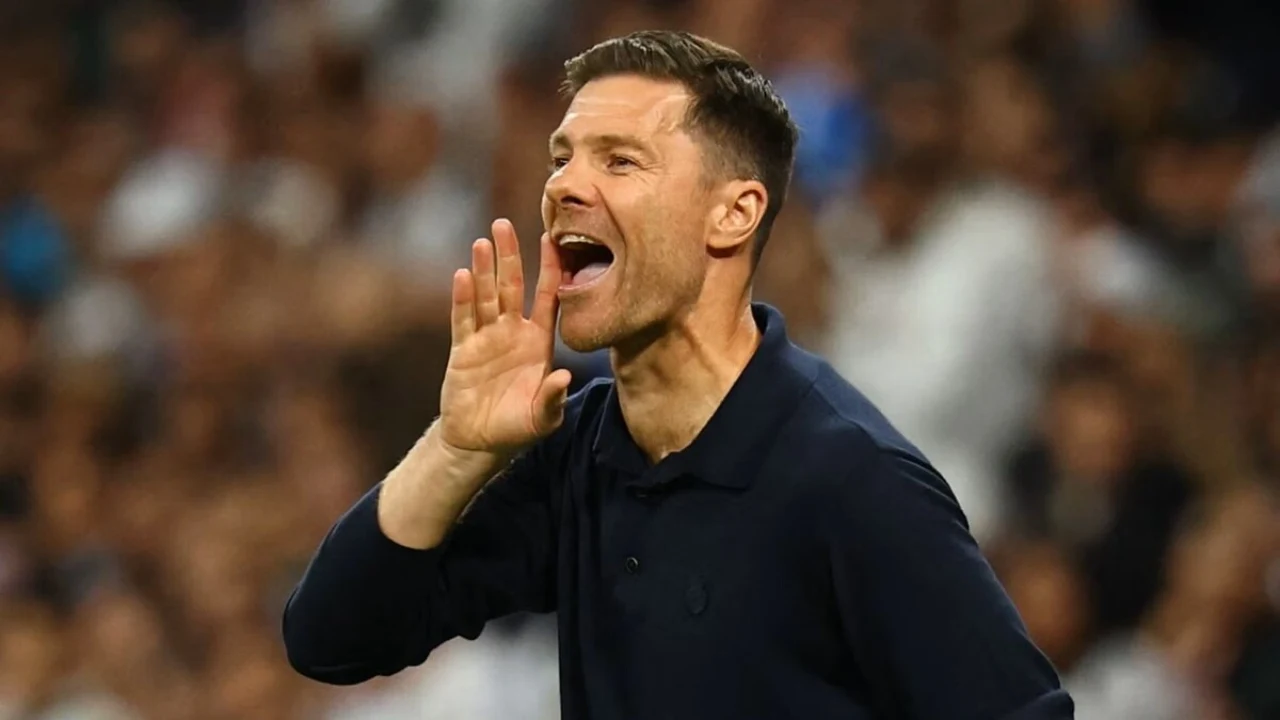 Xabi Alonso «Chelsi»da besh nafar daxlsiz futbolchini tanladi