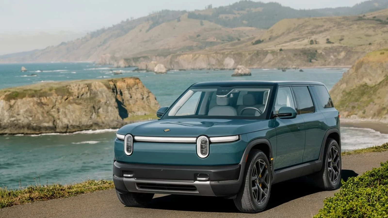 «Rivian» yangi elektromobillar ishlab chiqarish xarajatlarini ikki baravar kamaytirdi