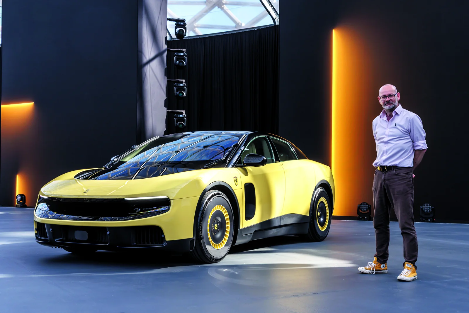 Yangi «Ferrari Luce» superkari o'zining texnik imkoniyatlari bilan hayratda qoldirdi