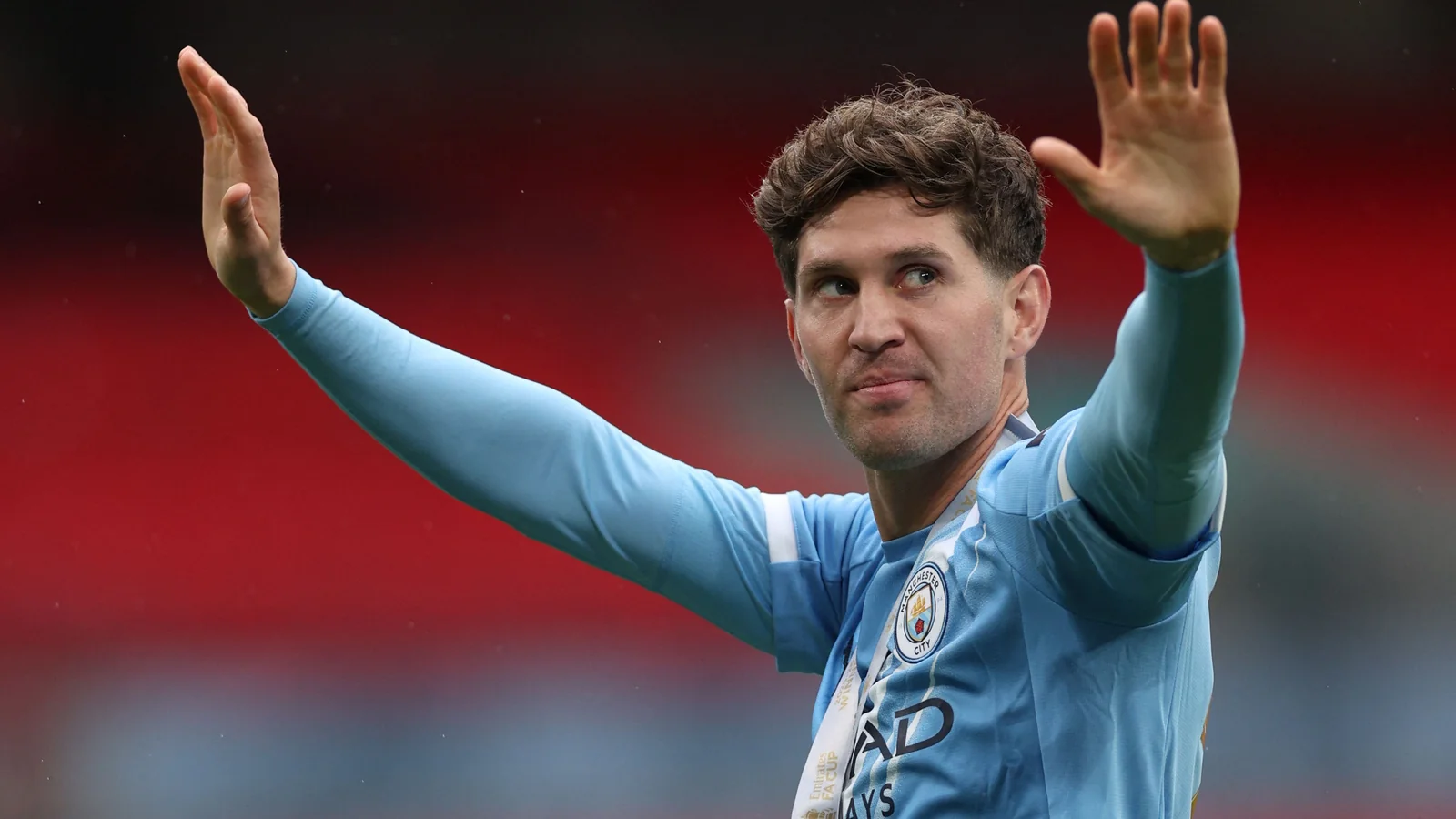 «Bavariya» «Manchester Siti» himoyachisi Jon Stounzni sotib olmoqchi
