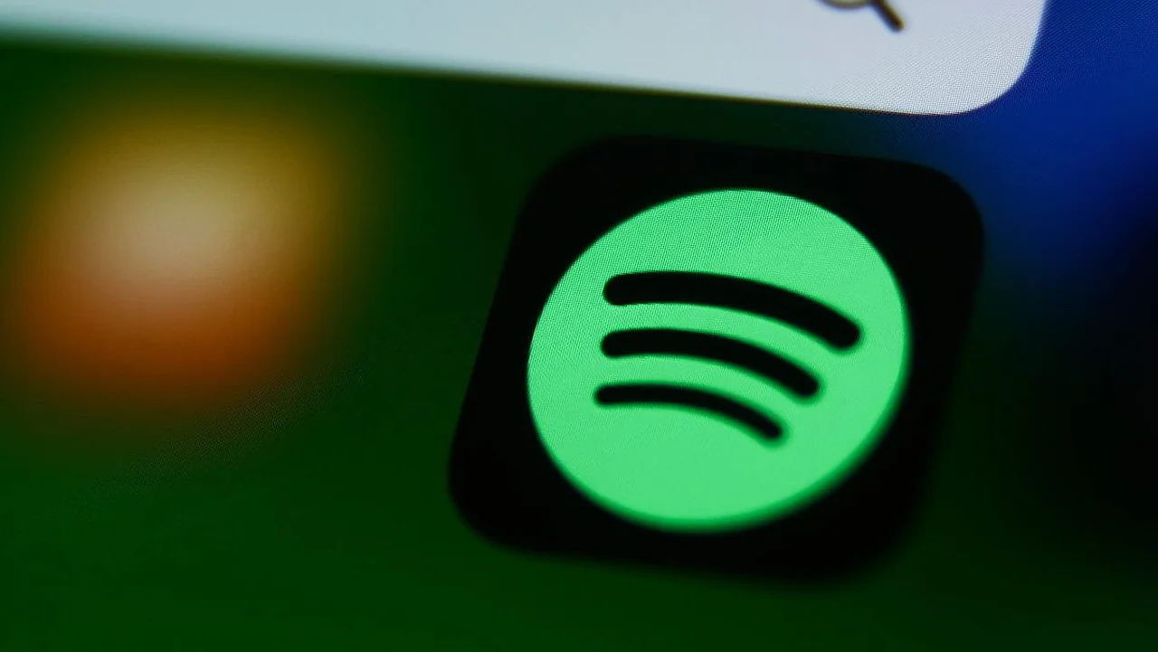 Spotify foydalanuvchilari sun’iy intellekt yordamida musiqiy remikslar yaratadi