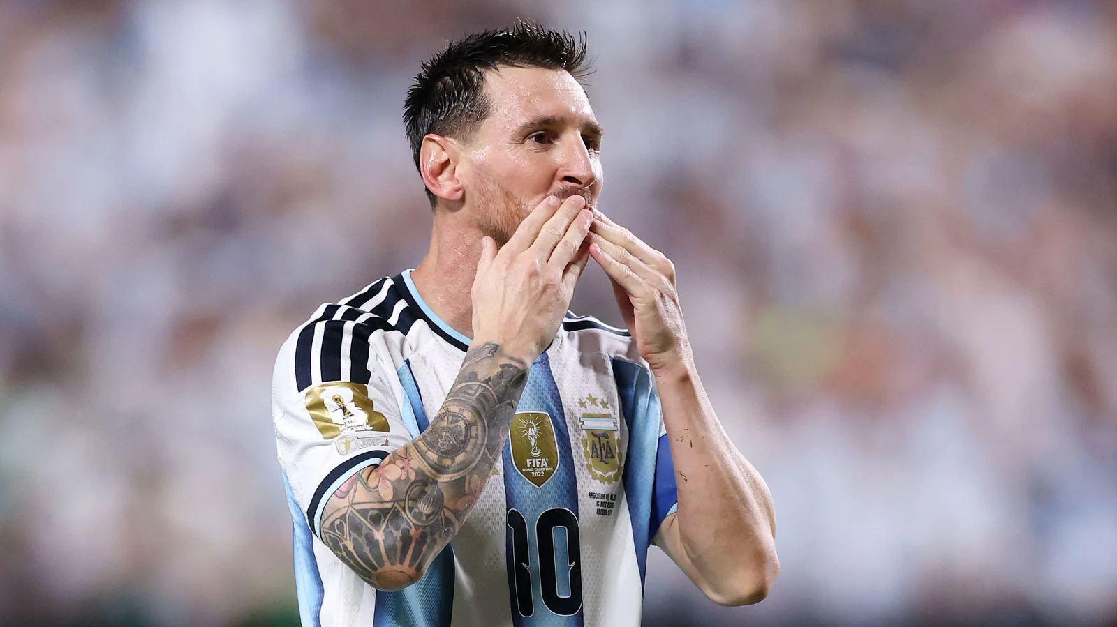 Ibrahimovic Messi haqida bayonot berdi