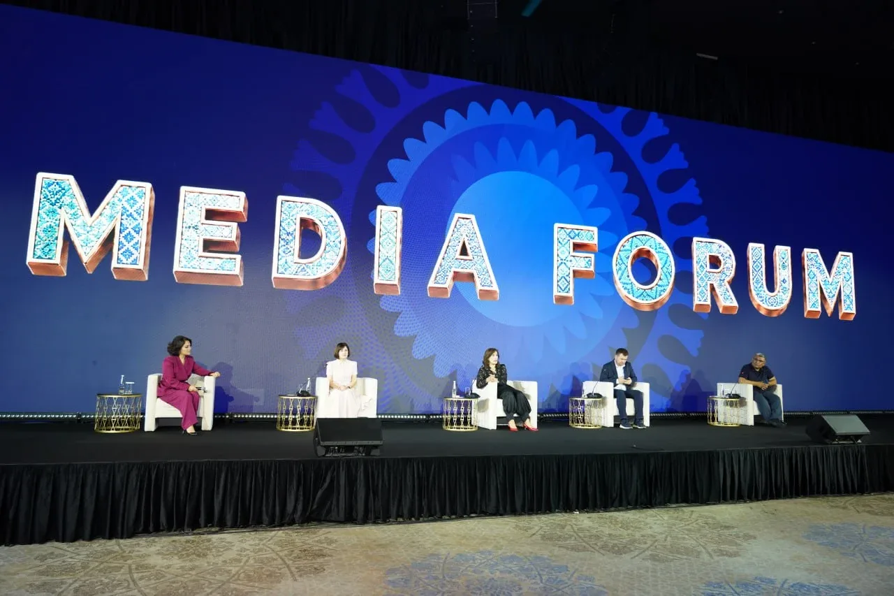 O'zbekiston media forumida Prezident matbuot kotibi Sherzod Asadov chiqish qildi