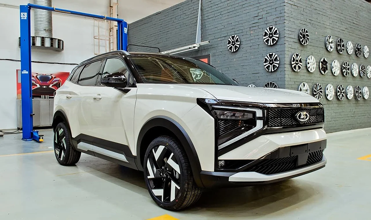 «AvtoVAZ» eng kuchli «Lada Azimut» gibrid krossoverini yaratmoqda