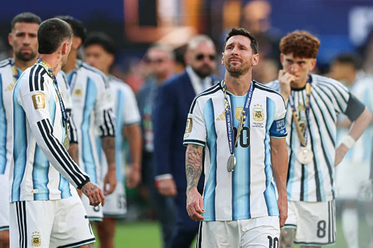 Lionel Messi va yana to‘qqiz futbolchi Argentinaga qaytmadi