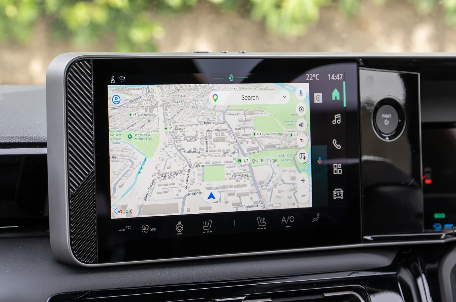 Reno company has introduced a new multimedia system for cars