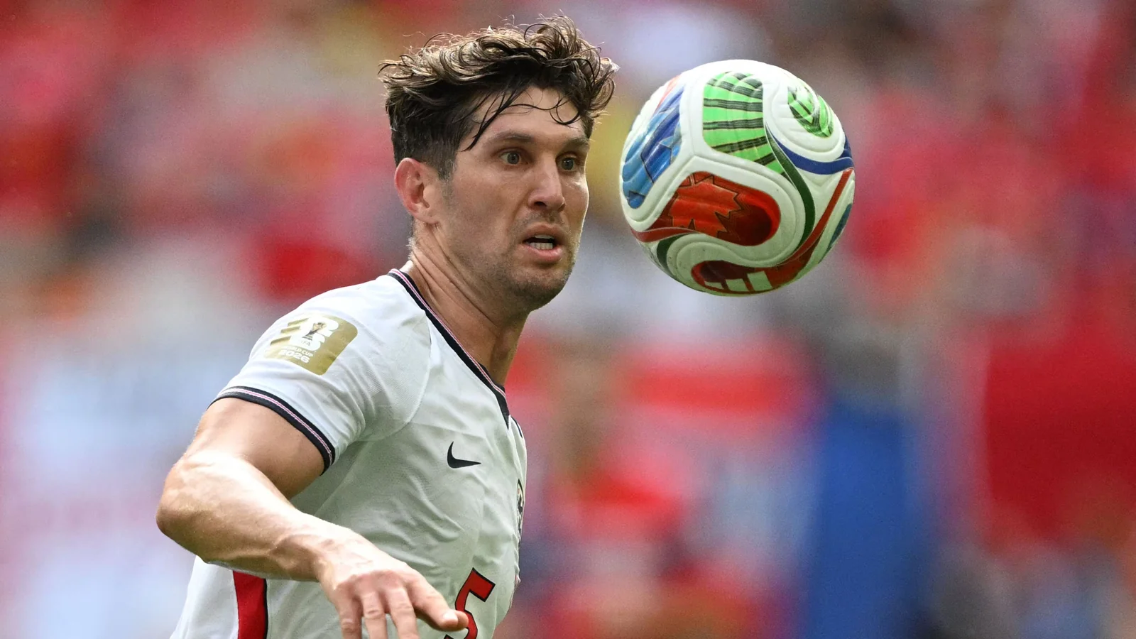 Jon Stounz «Manchester Siti»dan «Inter» klubiga o'tishga kelishib oldi
