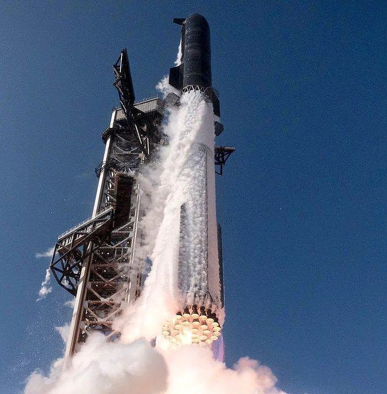 SpaceX kompaniyasi Starship raketasining navbatdagi sinov parvozini o‘tkazadi