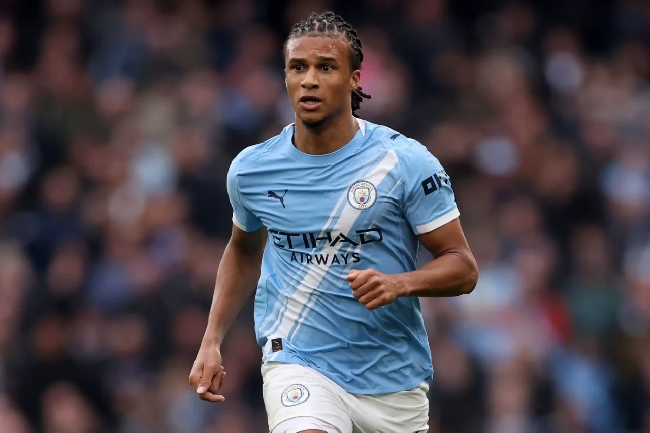 «Fenerbahche» «Manchester Siti» himoyachisi Natan Ake transferini yakunladi
