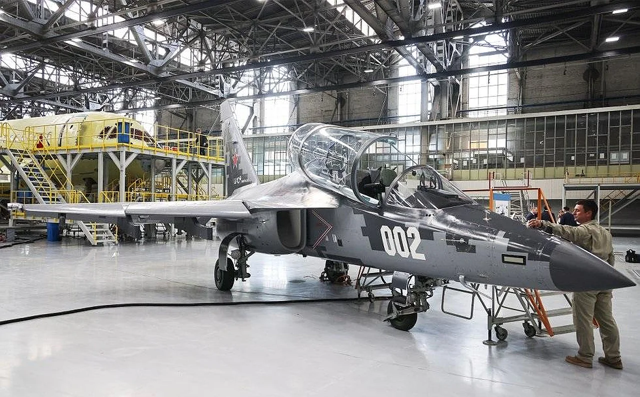 Rossiya 2028-yildan yangi Yak-130M samolyotlarini yetkazib berishni boshlaydi