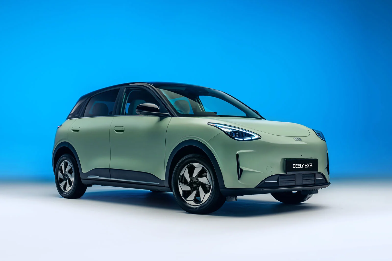 Geely kompaniyasi yangi hamyonbop elektr xatchbekini bozorga chiqardi