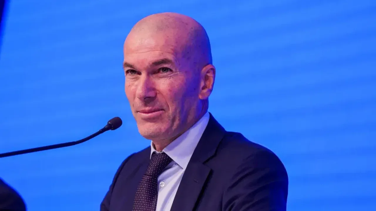 Zinedin Zidan Fransiya terma jamoasi bosh murabbiyi etib tayinlandi