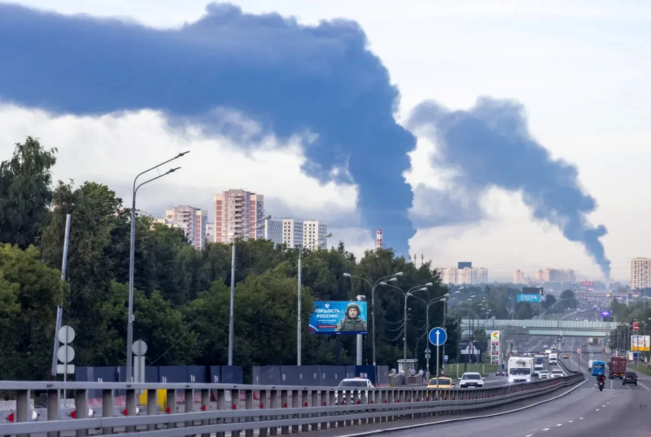 Ukraina dronlari Moskva viloyatiga hujum qilishi oqibatida o'n kishi yaralandi