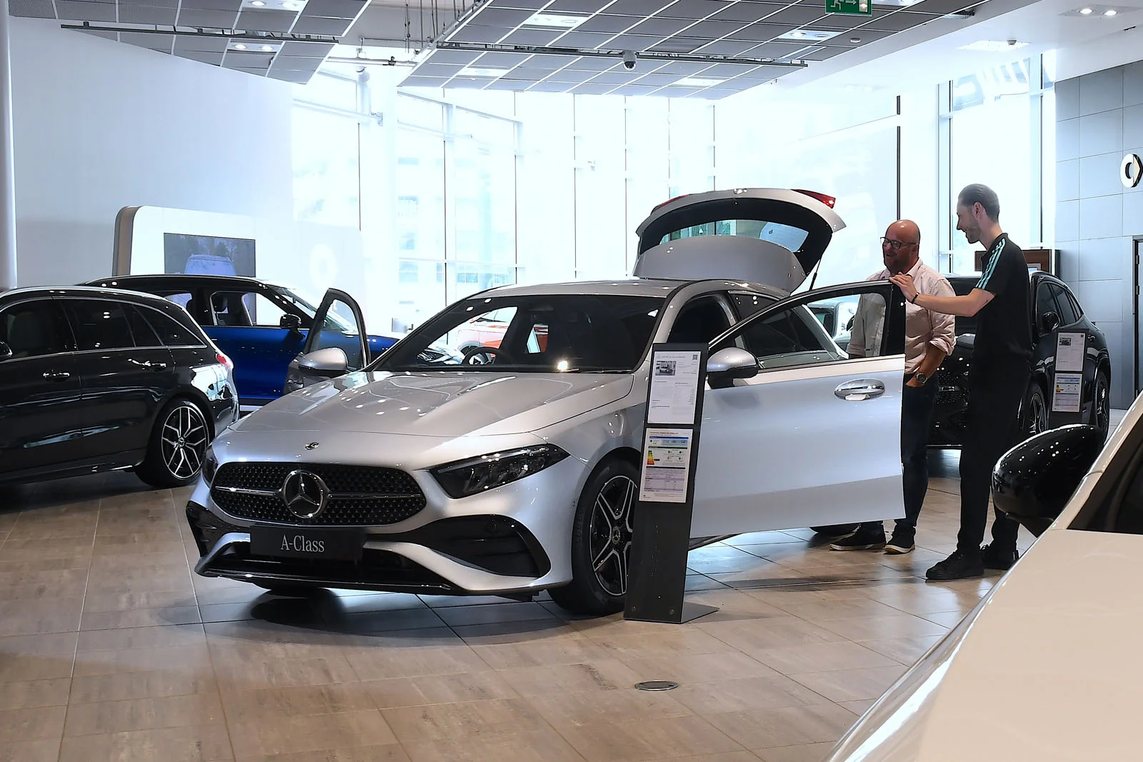 «Volvo» kompaniyasi avtomobillarni to'g'ridan-to'g'ri sotish orqali yuqori natijaga erishdi