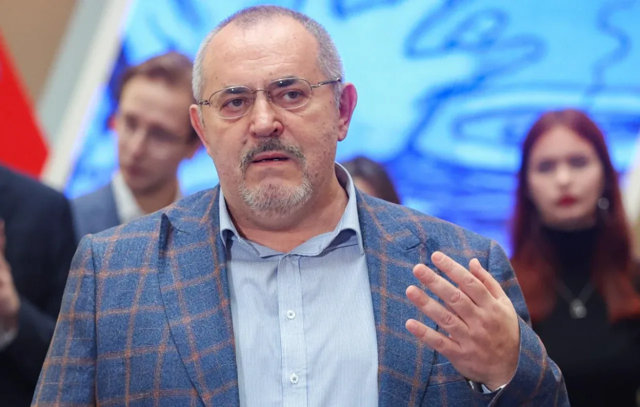 Rossiyalik siyosatchi Boris Nadejdin Moskvada politsiya tomonidan ushlandi