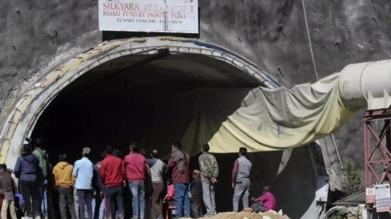 Hindistonda gidrotexnik tunnel portlashi oqibatida o'n ikki ishchi halok bo'ldi
