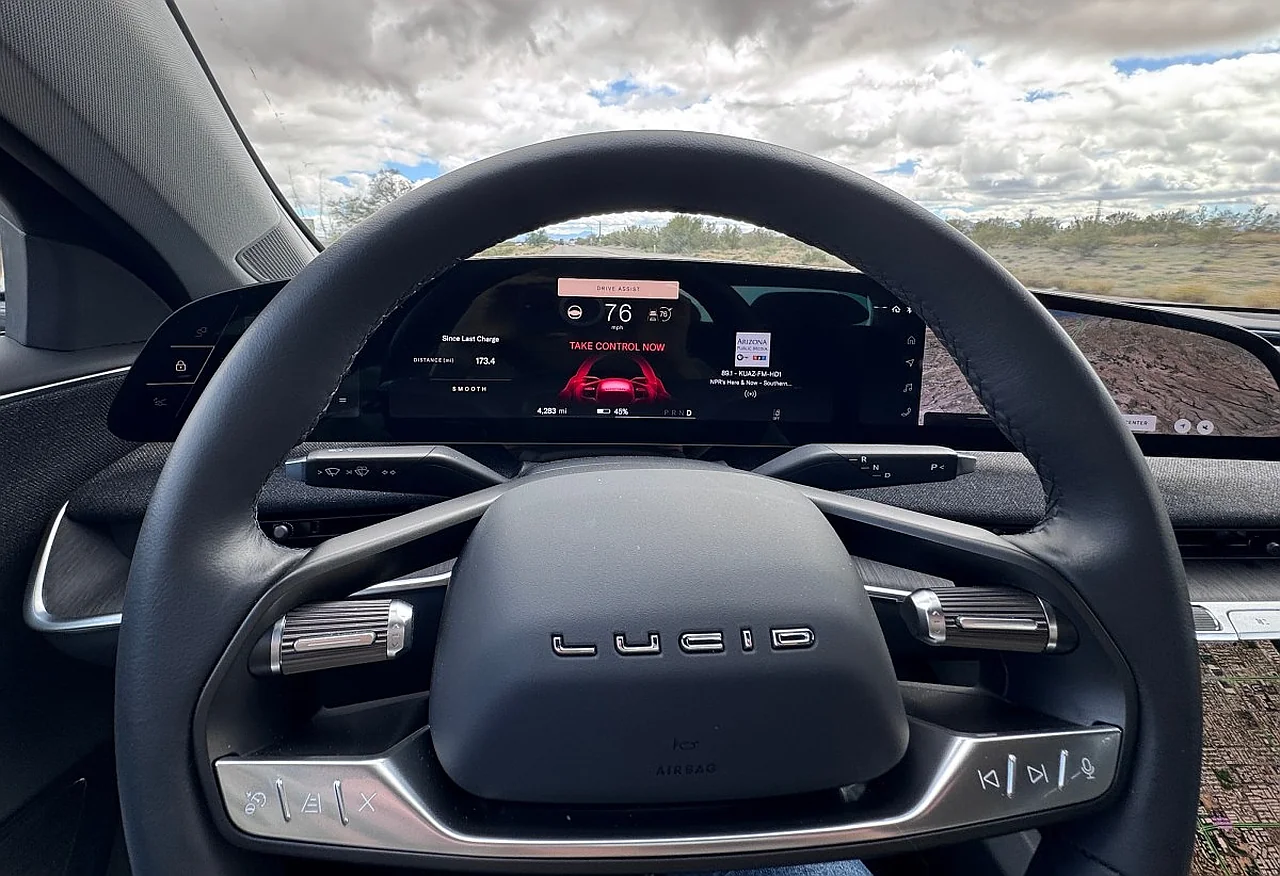 «Lyusid Motors» arzon krossover ishlab chiqarishni kechiktirdi