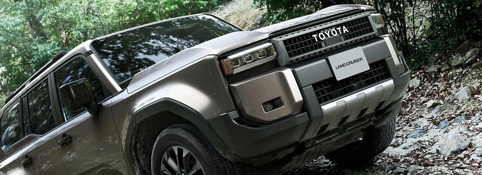 «Toyota» kuchli tayfun sababli Yaponiyadagi to'qqizta zavodini yopdi