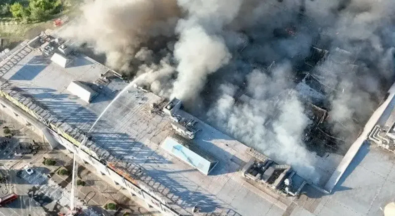 Kriviy Rix savdo markaziga ikki marta dron hujumi — 15 halok, 130 jarohatlangan