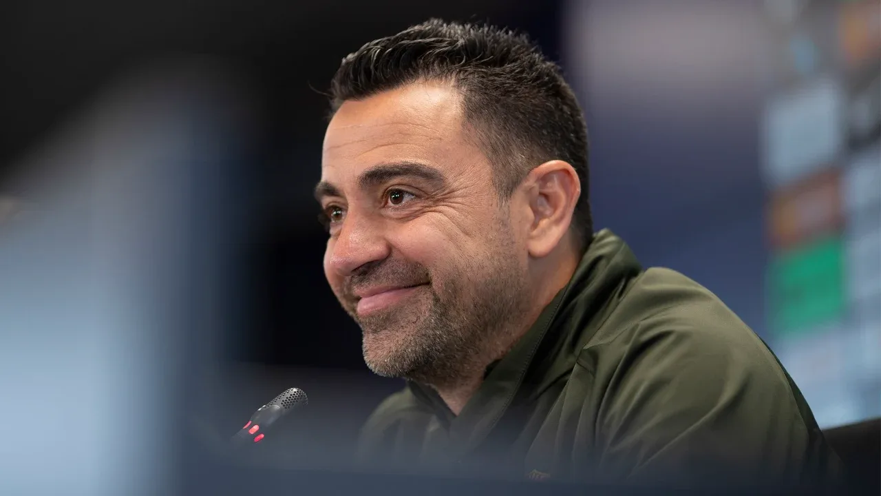 Xavi Simons Niderlandiya terma jamoasining yangi murabbiyini qutladi