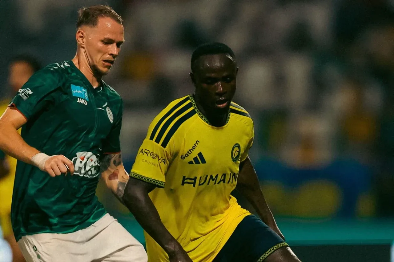 «An Nasr» qizil kartochka va kamchilikka qaramay 3:2 g‘alaba qozondi