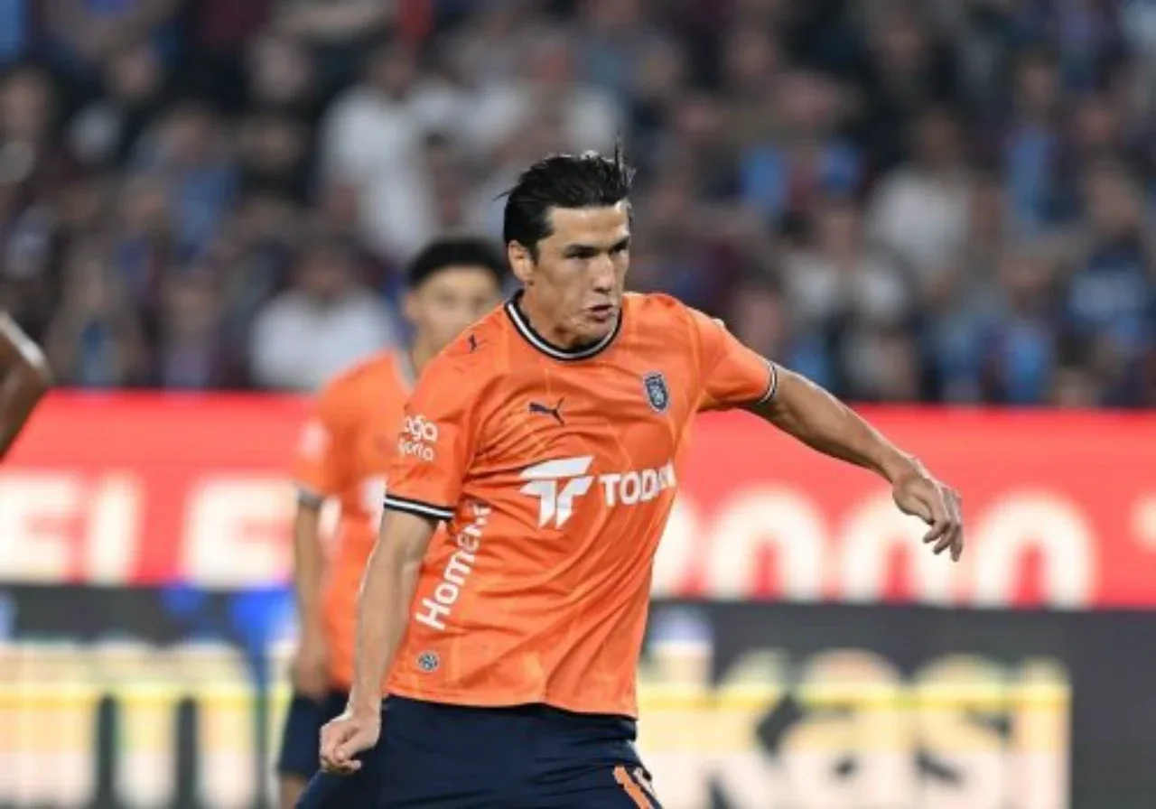«Bashakshehir» «Trabzonspor»ga yutqazdi, Shomurodov 6,8 ball oldi