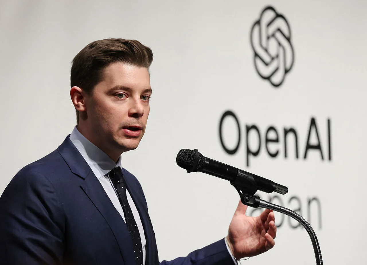 OpenAI bosh operatsion direktori Bred Laytkep lavozimini tark etdi