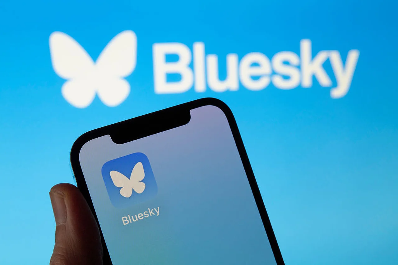 Bluesky ijtimoiy tarmog'i faol foydalanuvchilarini yo'qotishni boshladi
