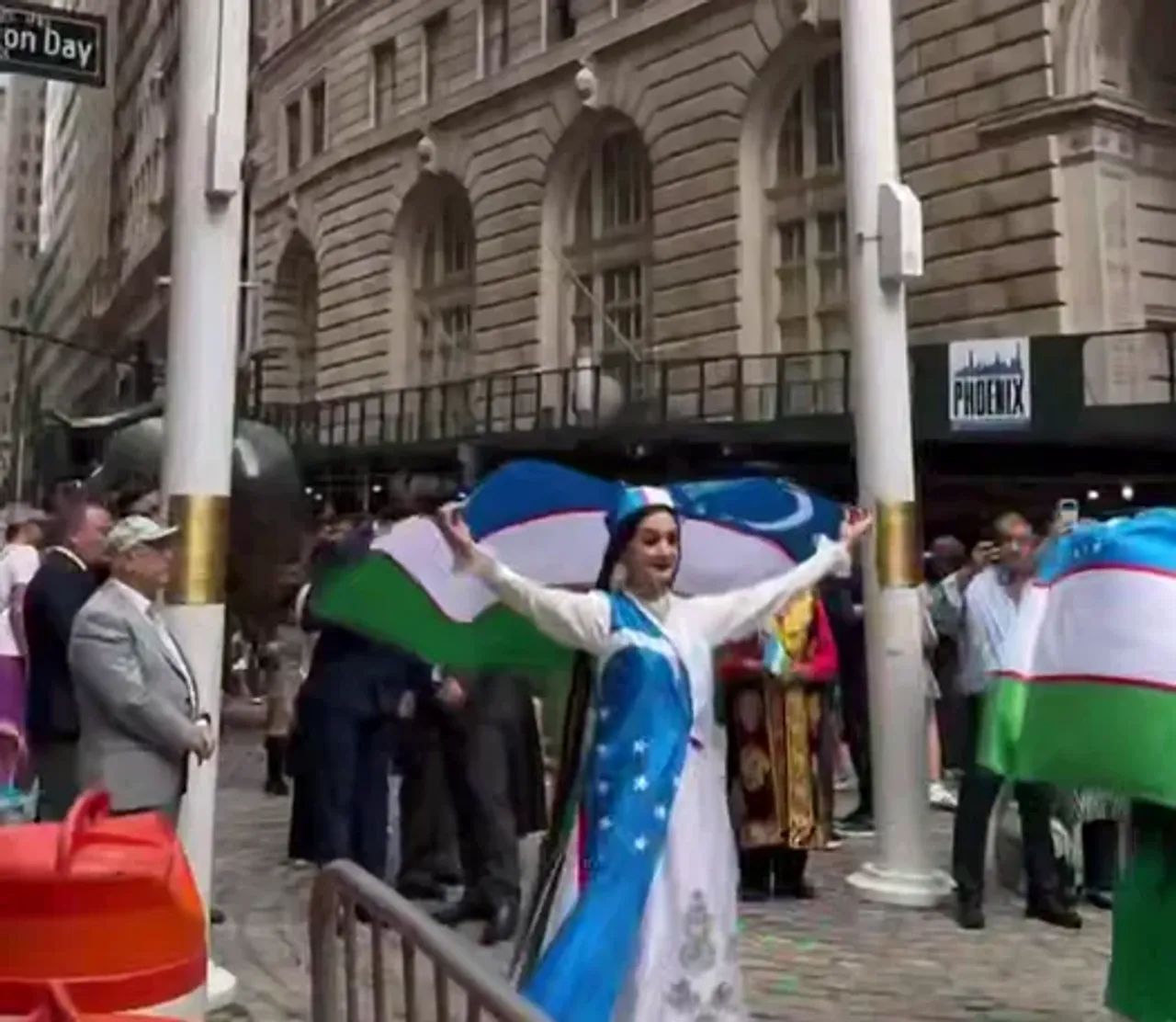 AQSHda o'zbekistonliklar mustaqillik bayramini Manhettenda nishonladi