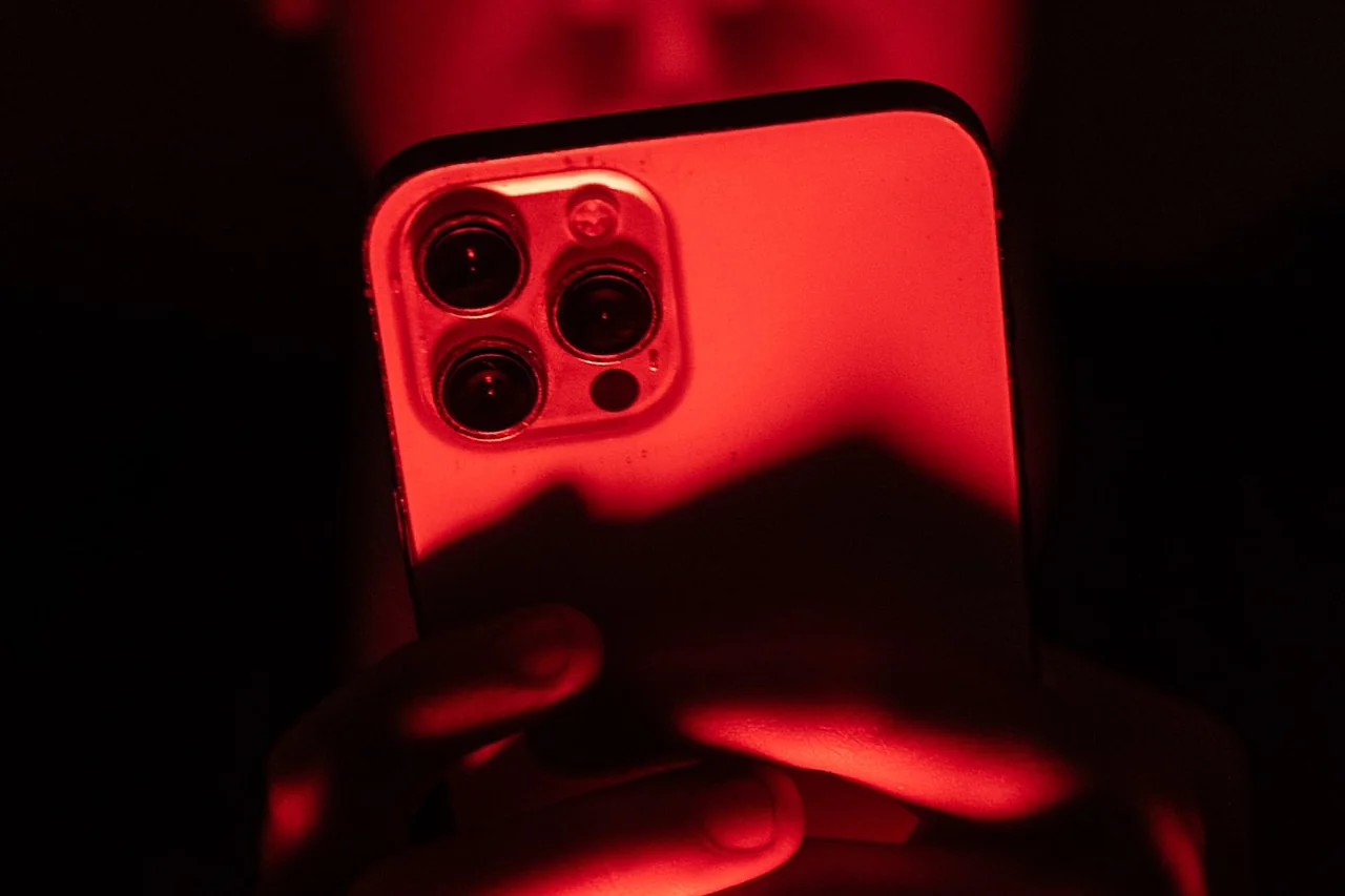 Apple kompaniyasi iOS 26 va iPadOS 26 versiyalari xavfsizlik zaifligini bartaraf etdi