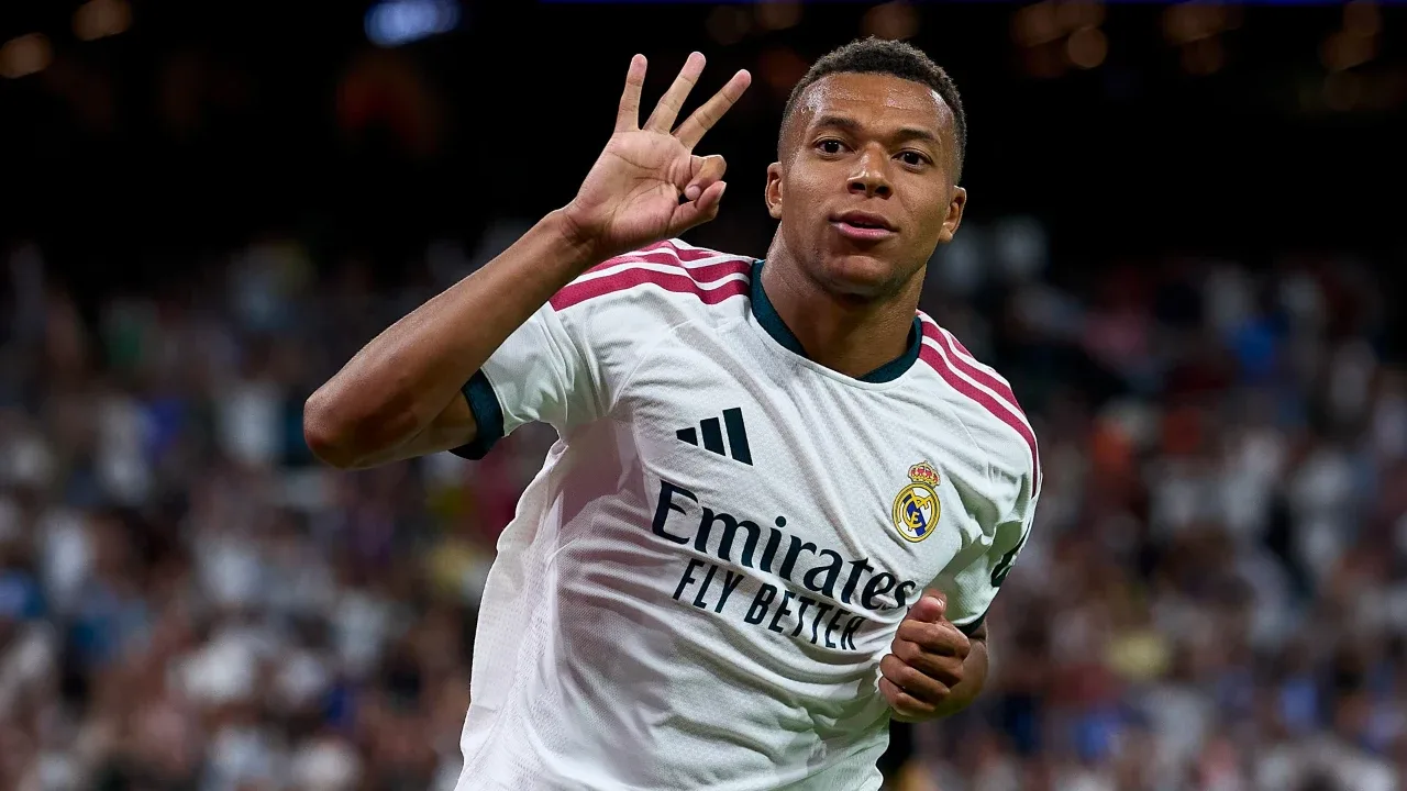 Kilian Mbappe «Real Madrid» tarkibiga qaytarishni istagan afsonalarni aytdi
